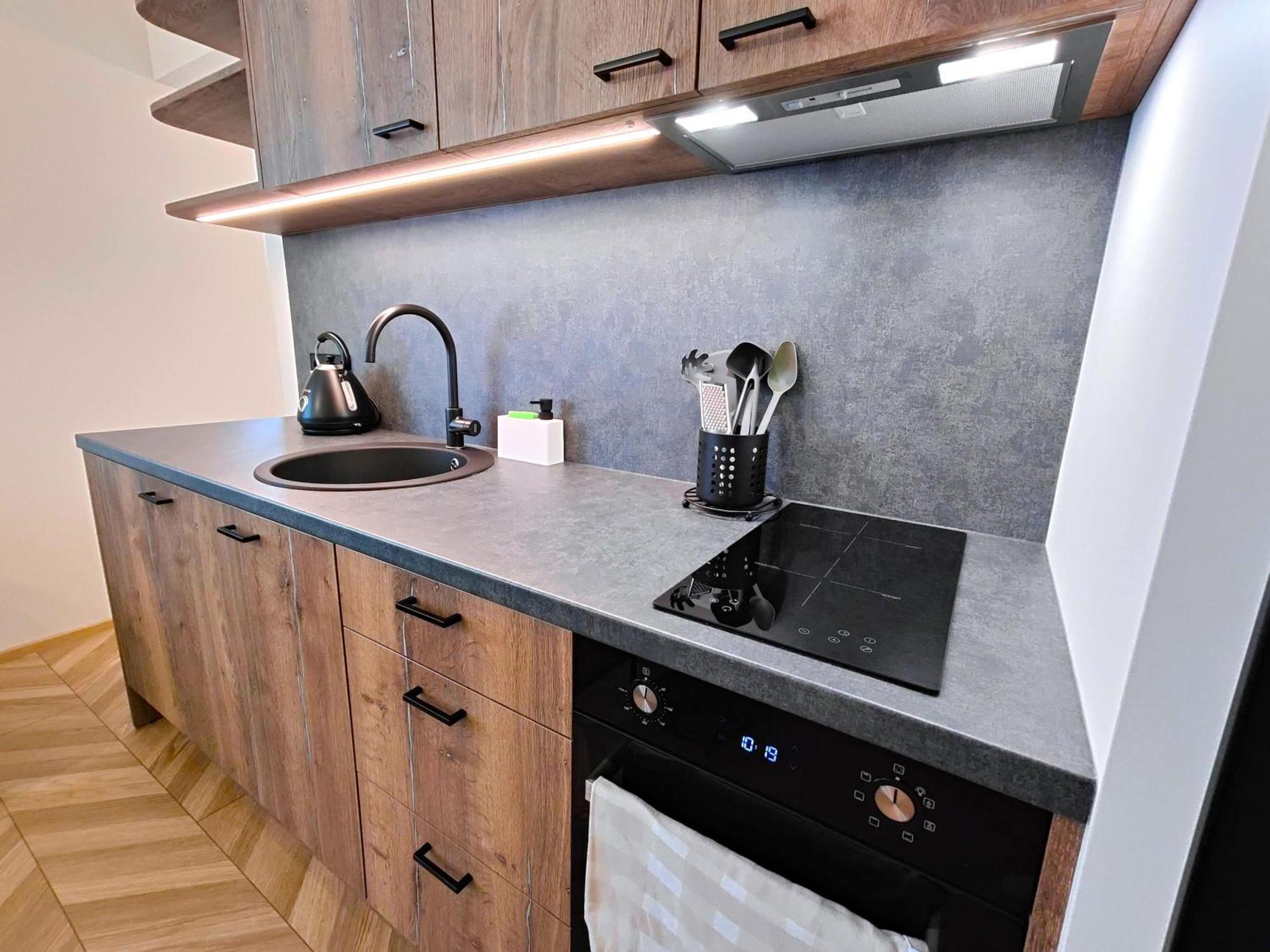 Express Premium Apartments - City Center Tartu Luaran gambar
